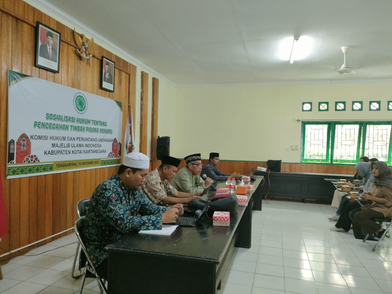 KH. Abdul Hanan Membuka Sosialisasi Hukum tentang Pencegahan Tindak Pidana Korupsi