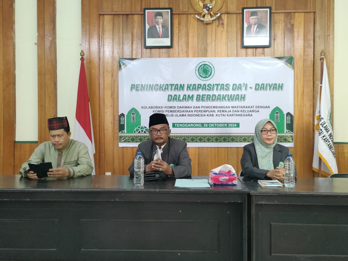 Wakil Ketua MUI KUKAR Drs. Irianto, M.Si membuka acara Peningkatan Kapasitas Da'i dalam Dakwah